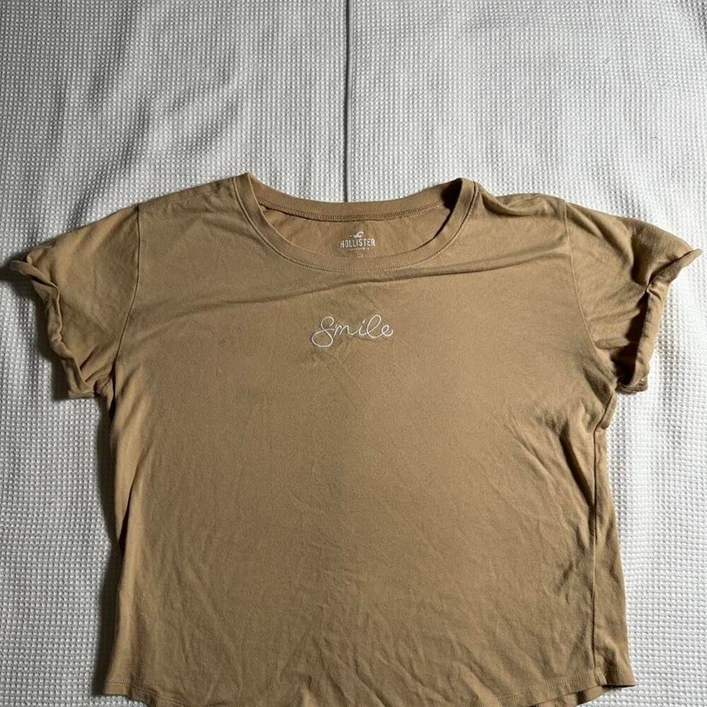 Hollister-co Women's Tan and Yellow T-shirt